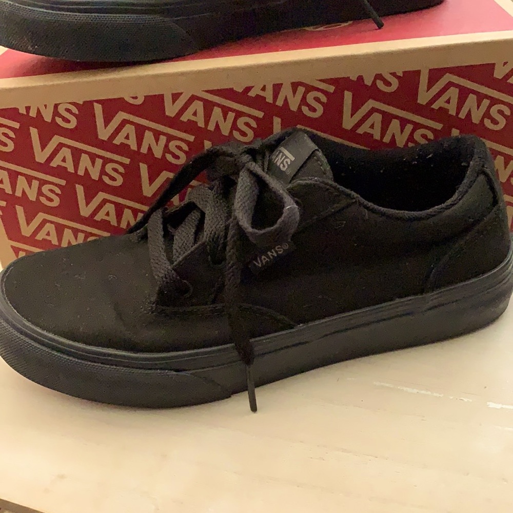 Vans flats